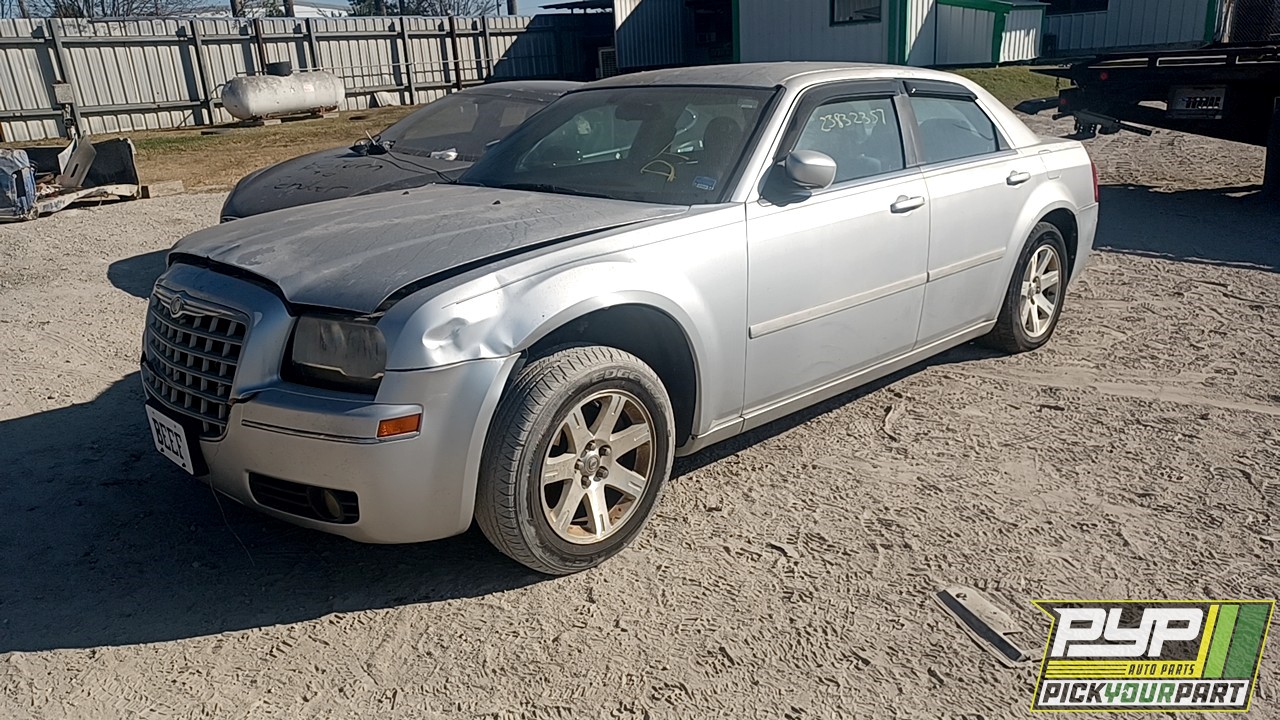 2005 CHRYSLER 300 available for parts