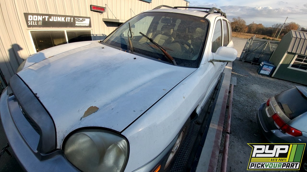 2004 HYUNDAI SANTA FE available for parts