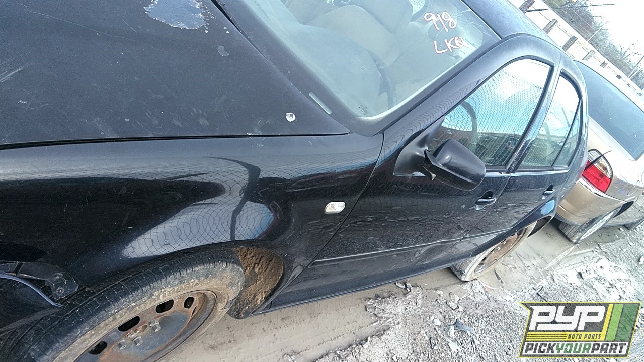 2003 VOLKSWAGEN JETTA partes disponibles