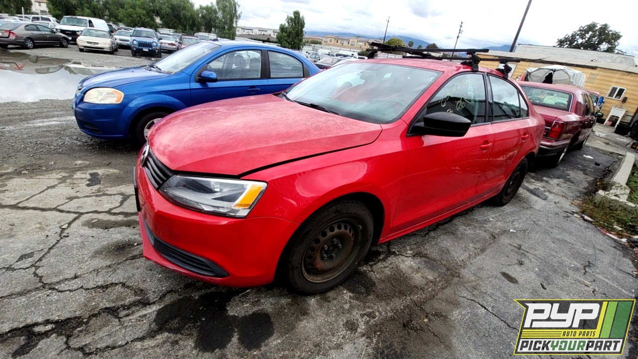 2013 VOLKSWAGEN JETTA partes disponibles