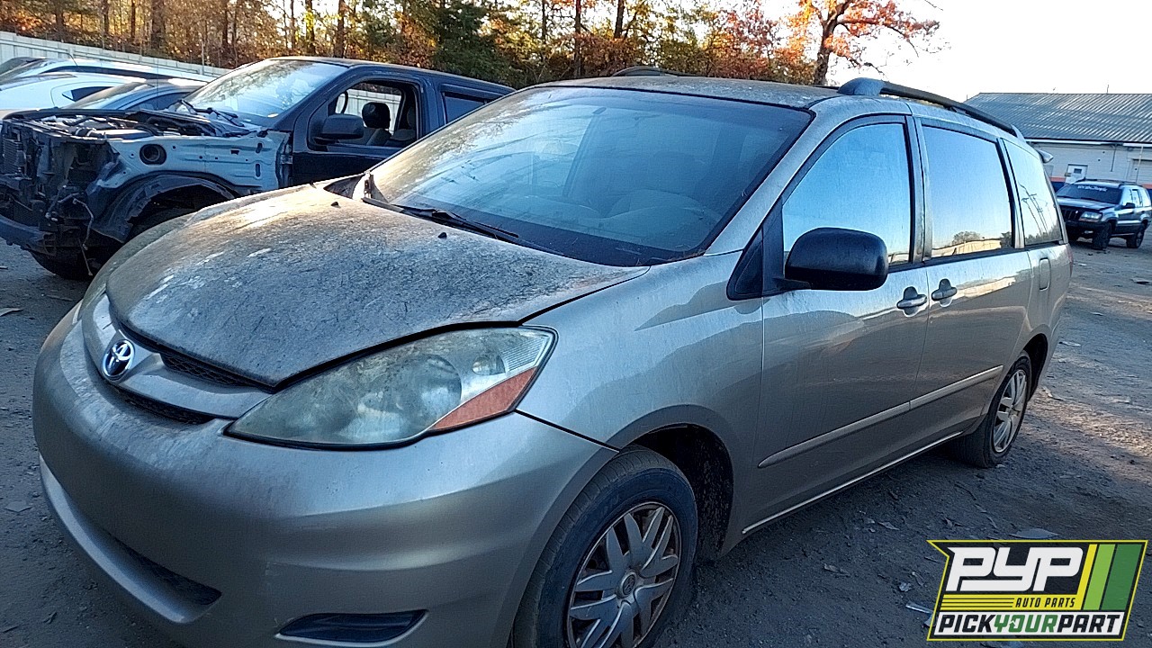 2006 TOYOTA SIENNA available for parts