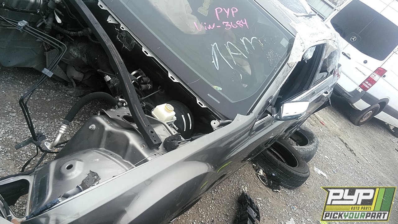 2011 CHRYSLER 300 partes disponibles