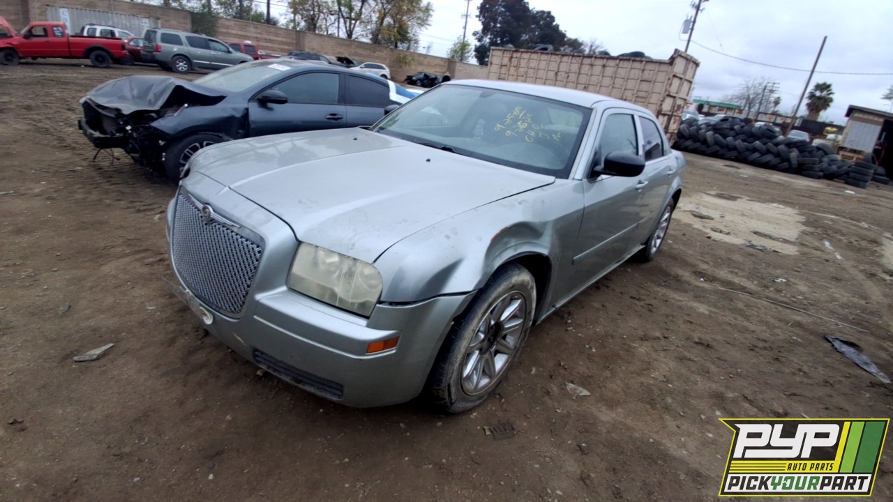 2006 CHRYSLER 300 available for parts