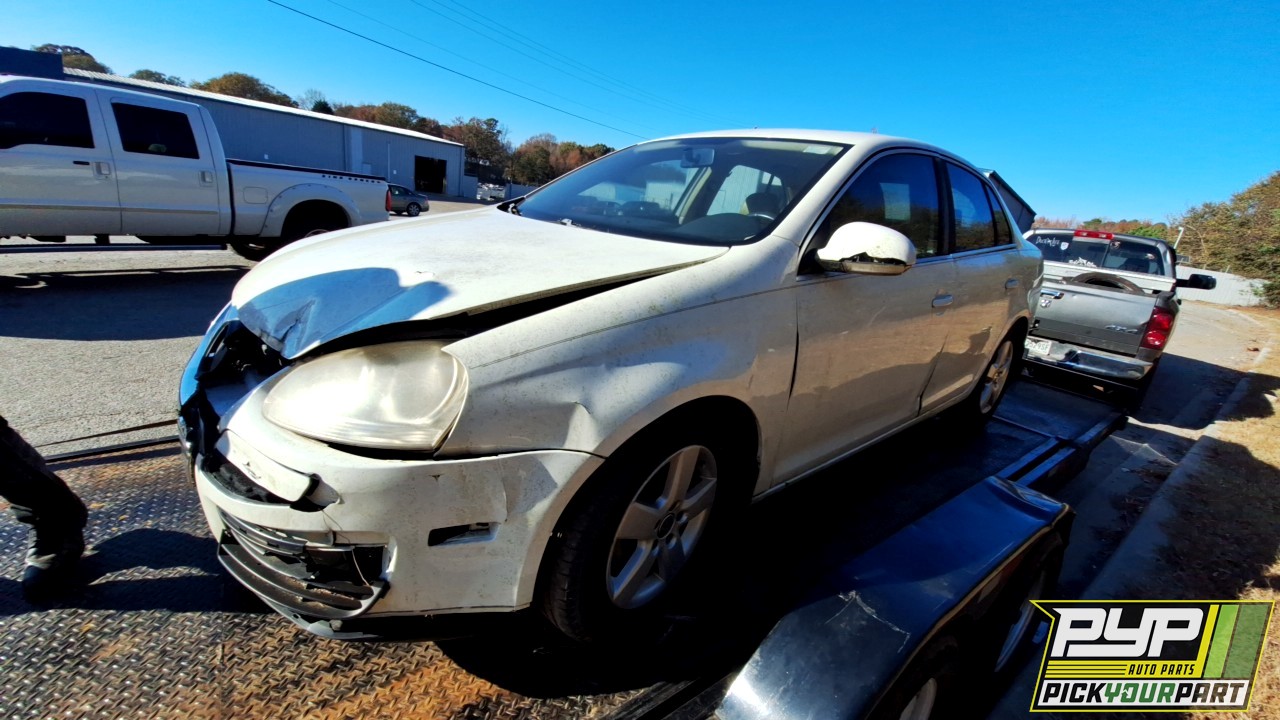 2008 VOLKSWAGEN JETTA partes disponibles