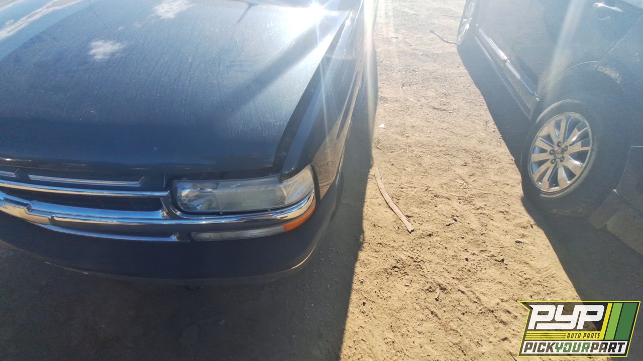 2003 CHEVROLET SUBURBAN 1500 available for parts