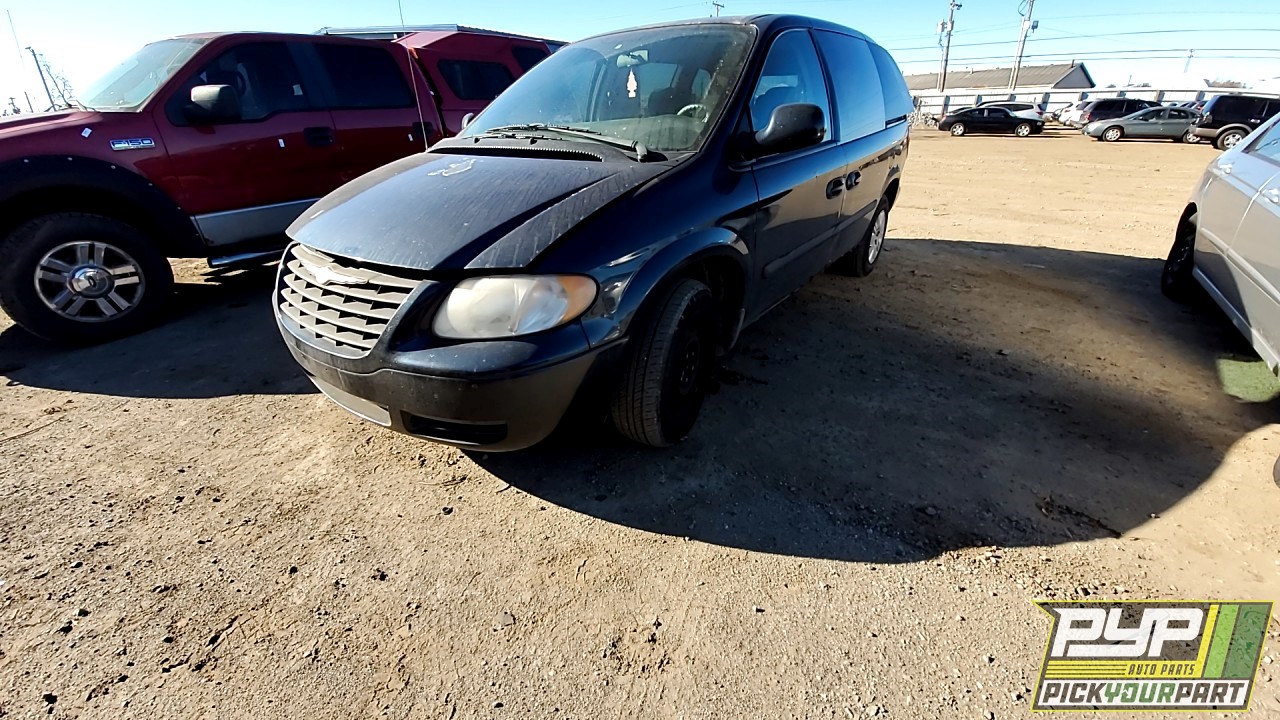 2007 CHRYSLER TOWN & COUNTRY available for parts