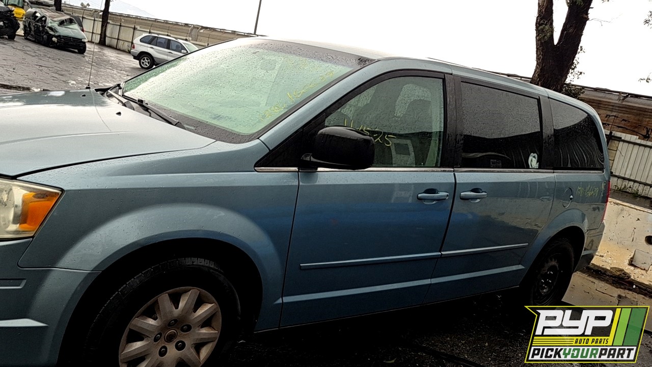2009 CHRYSLER TOWN & COUNTRY available for parts