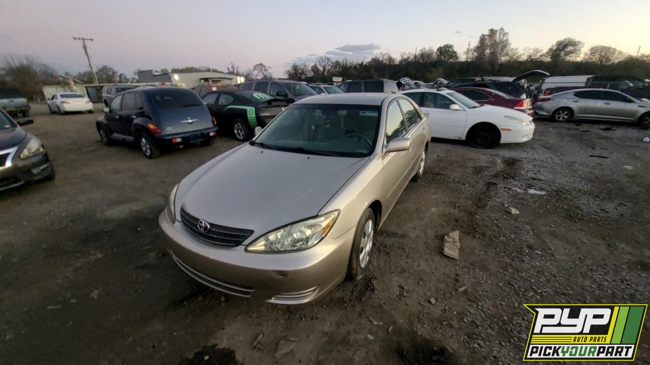 2004 TOYOTA CAMRY partes disponibles