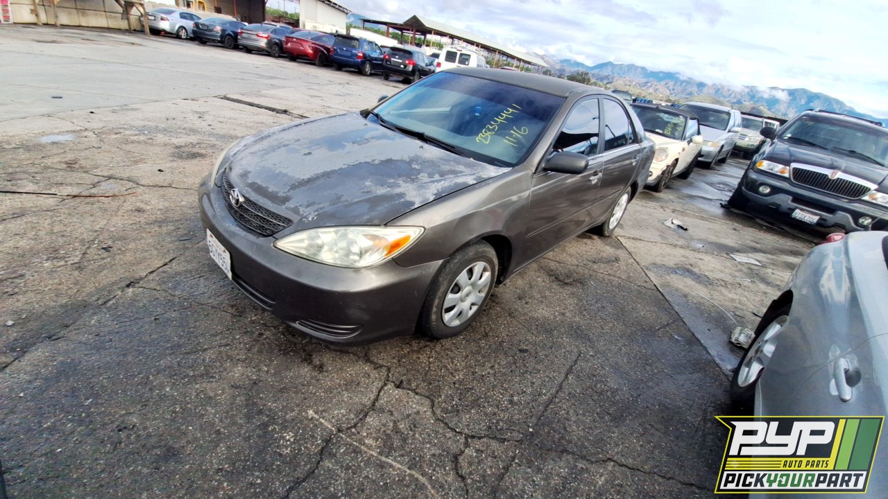 2003 TOYOTA CAMRY partes disponibles