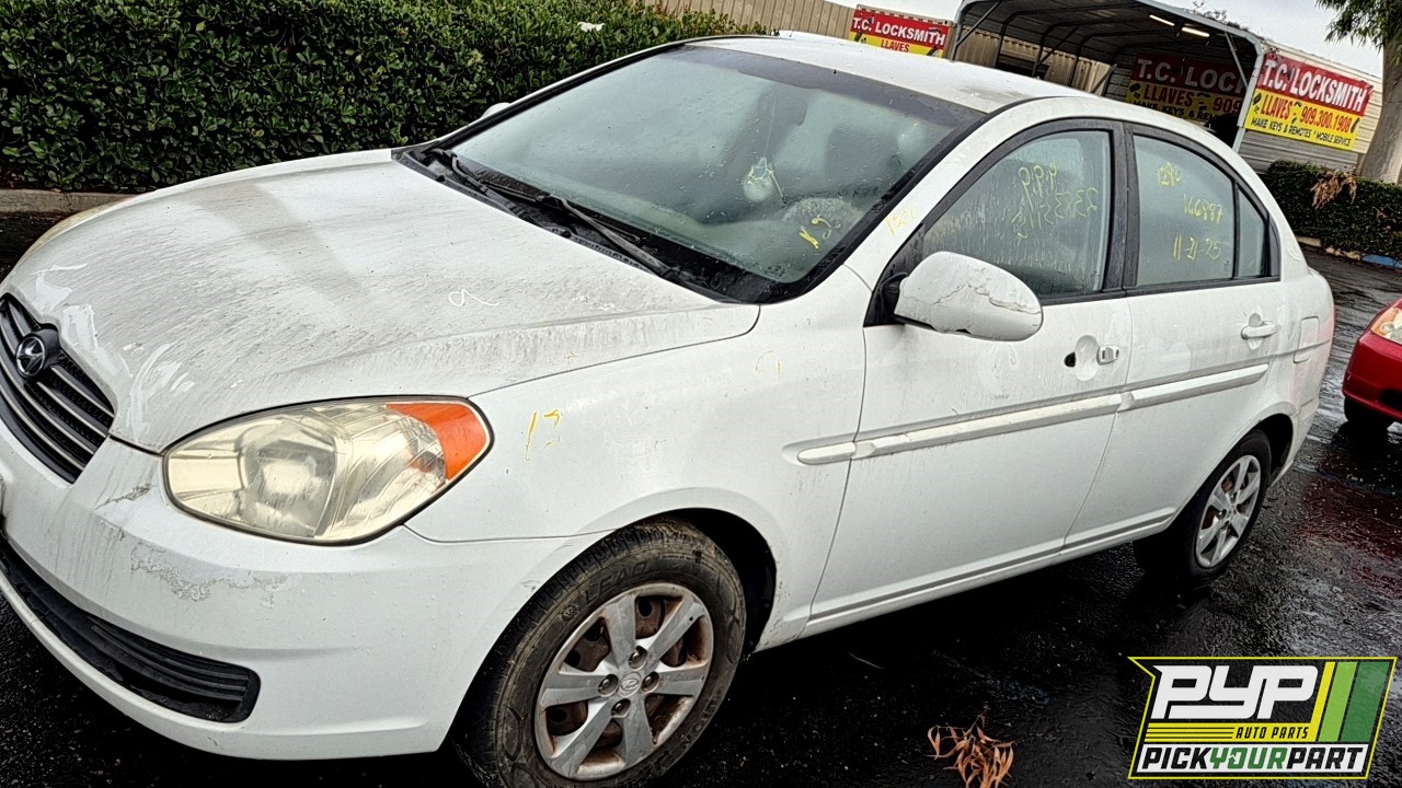 2009 HYUNDAI ACCENT partes disponibles