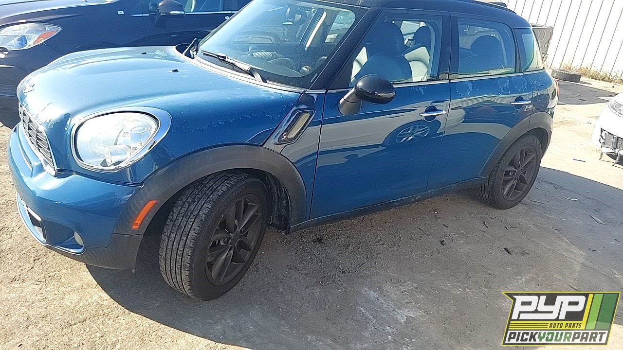 2012 MINI COOPER COUNTRYMAN partes disponibles