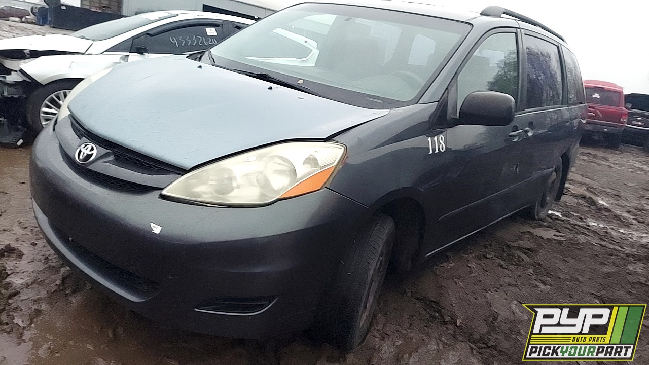 2006 TOYOTA SIENNA available for parts