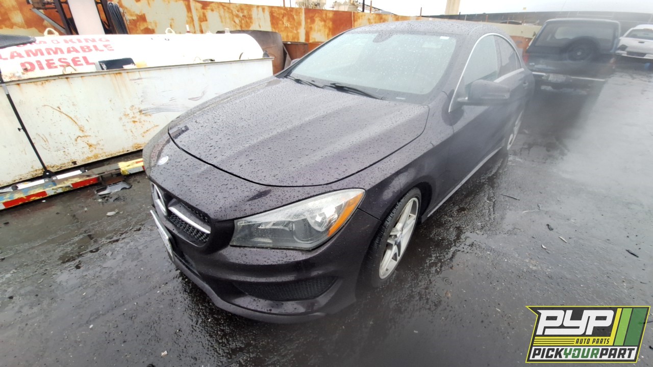 2014 MERCEDES-BENZ CLA250 partes disponibles