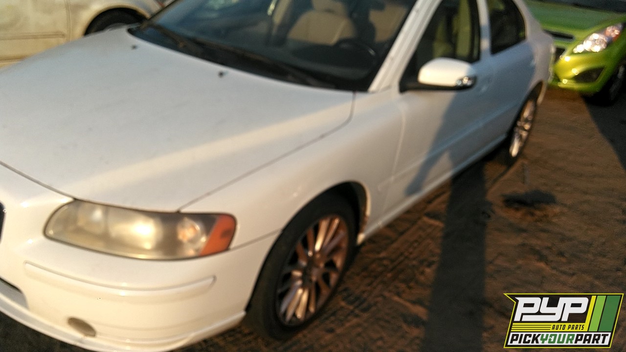 2007 VOLVO S60 partes disponibles