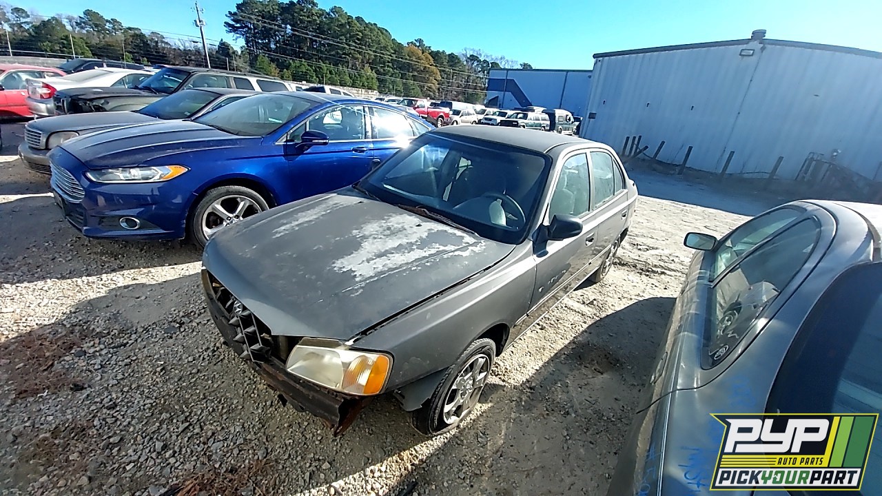 2000 HYUNDAI ACCENT available for parts
