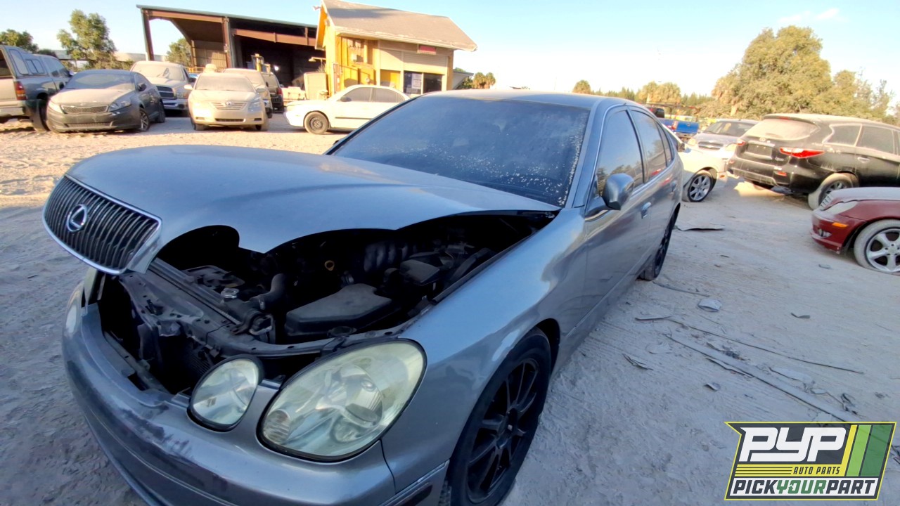 2001 LEXUS GS300 partes disponibles