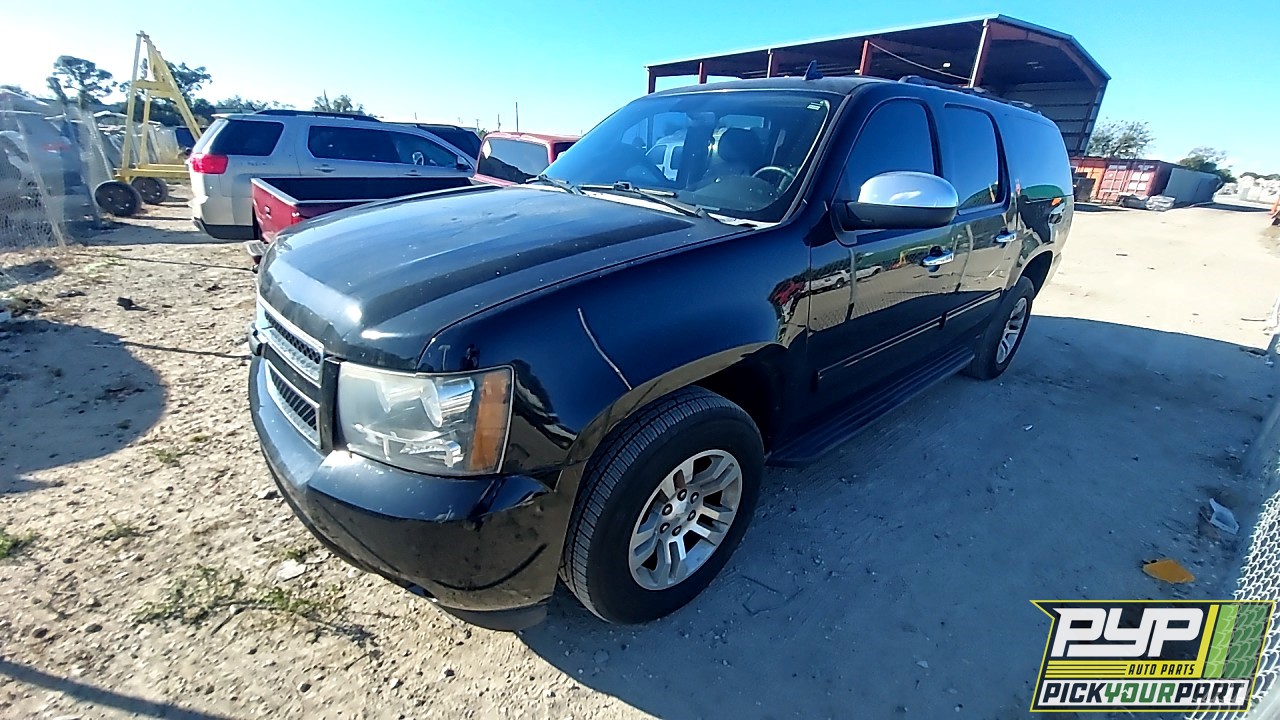 2013 CHEVROLET SUBURBAN 1500 partes disponibles