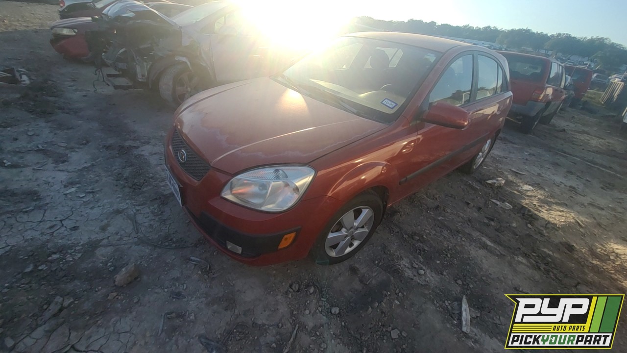 2009 KIA RIO5 partes disponibles