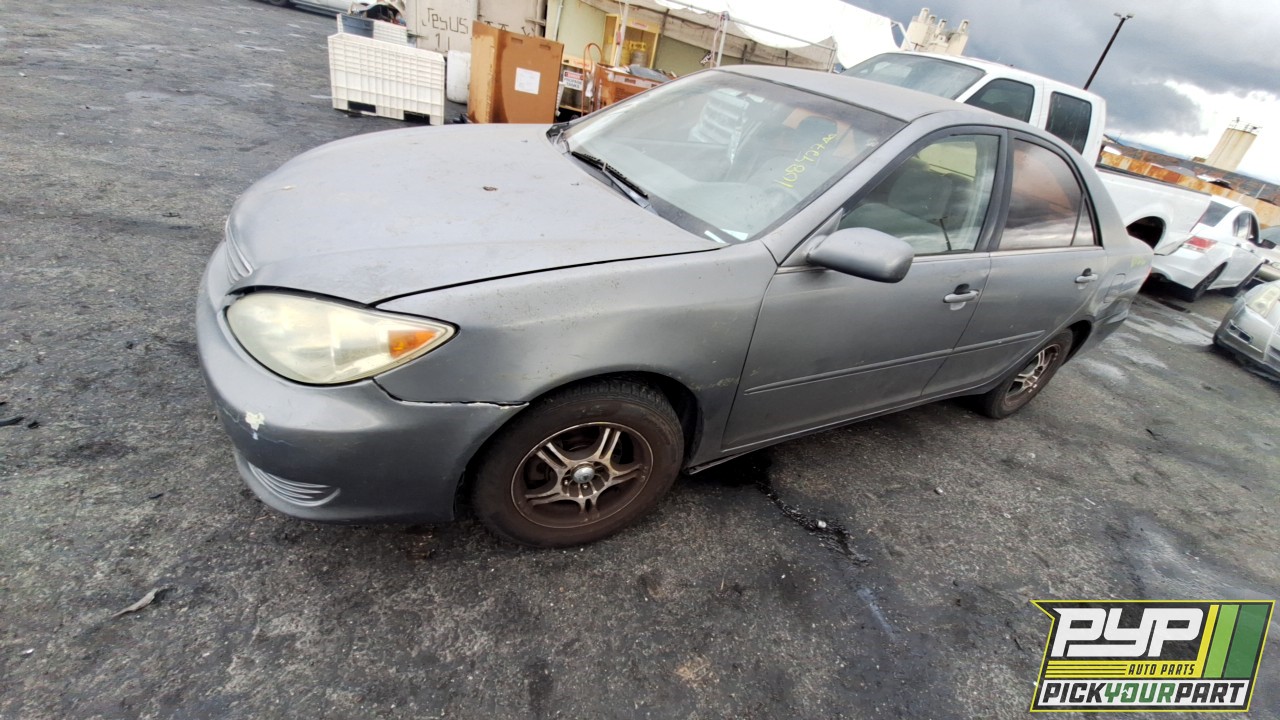 2005 TOYOTA CAMRY partes disponibles