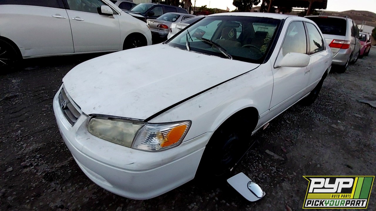 2001 TOYOTA CAMRY available for parts