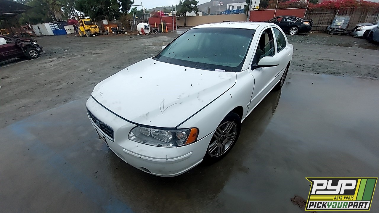 2005 VOLVO S60 available for parts