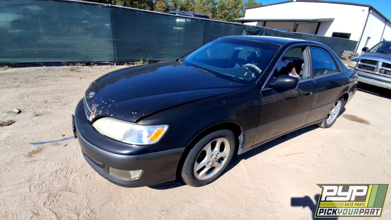 2001 LEXUS ES300 available for parts