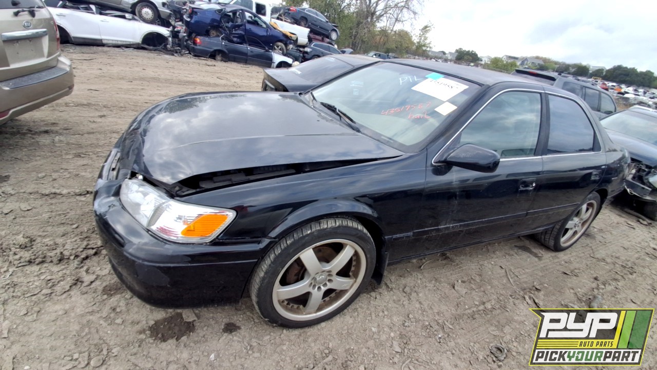 2001 TOYOTA CAMRY partes disponibles