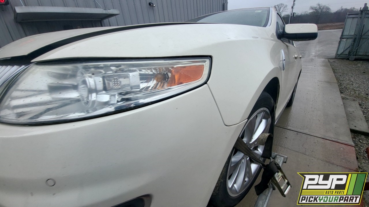 2009 LINCOLN MKS available for parts
