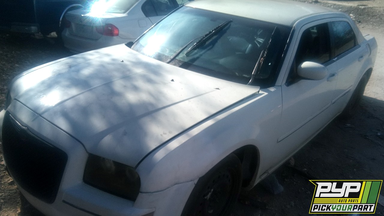 2005 CHRYSLER 300 available for parts