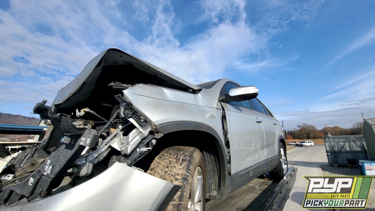 2013 KIA SORENTO partes disponibles