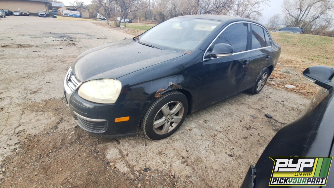 2009 VOLKSWAGEN JETTA available for parts