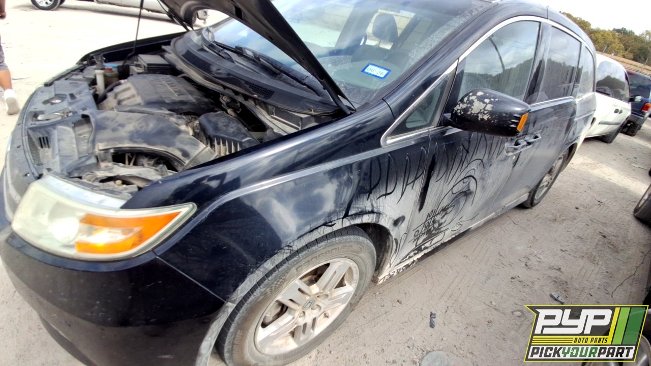 2012 HONDA ODYSSEY available for parts