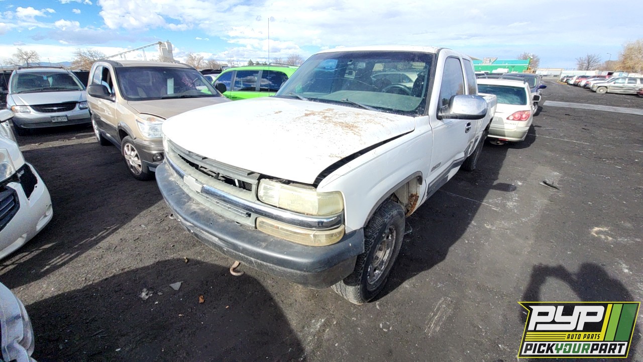 2000 CHEVROLET SILVERADO 1500 available for parts