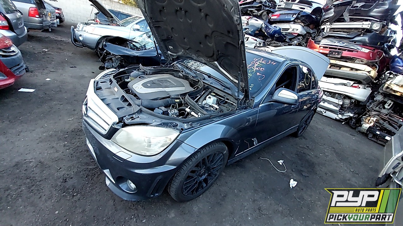 2009 MERCEDES-BENZ C300 partes disponibles