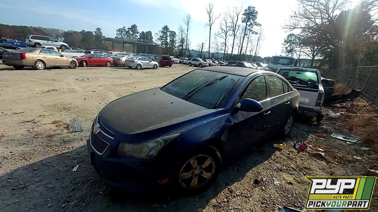 2013 CHEVROLET CRUZE partes disponibles