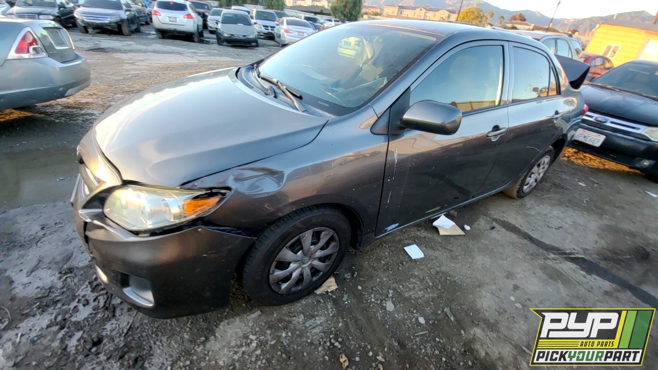 2013 TOYOTA COROLLA partes disponibles