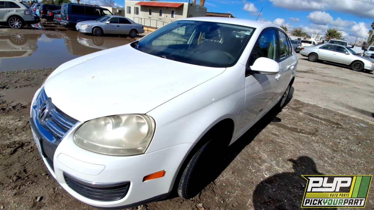 2009 VOLKSWAGEN JETTA available for parts