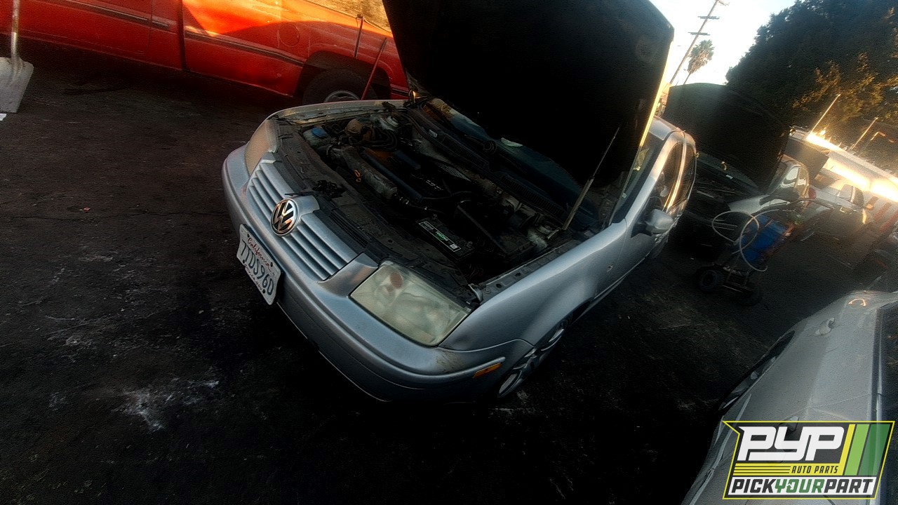 2002 VOLKSWAGEN JETTA partes disponibles