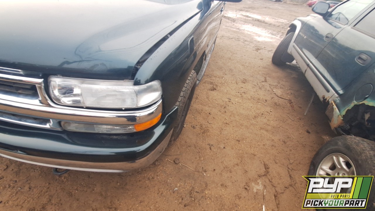 2001 CHEVROLET TAHOE partes disponibles