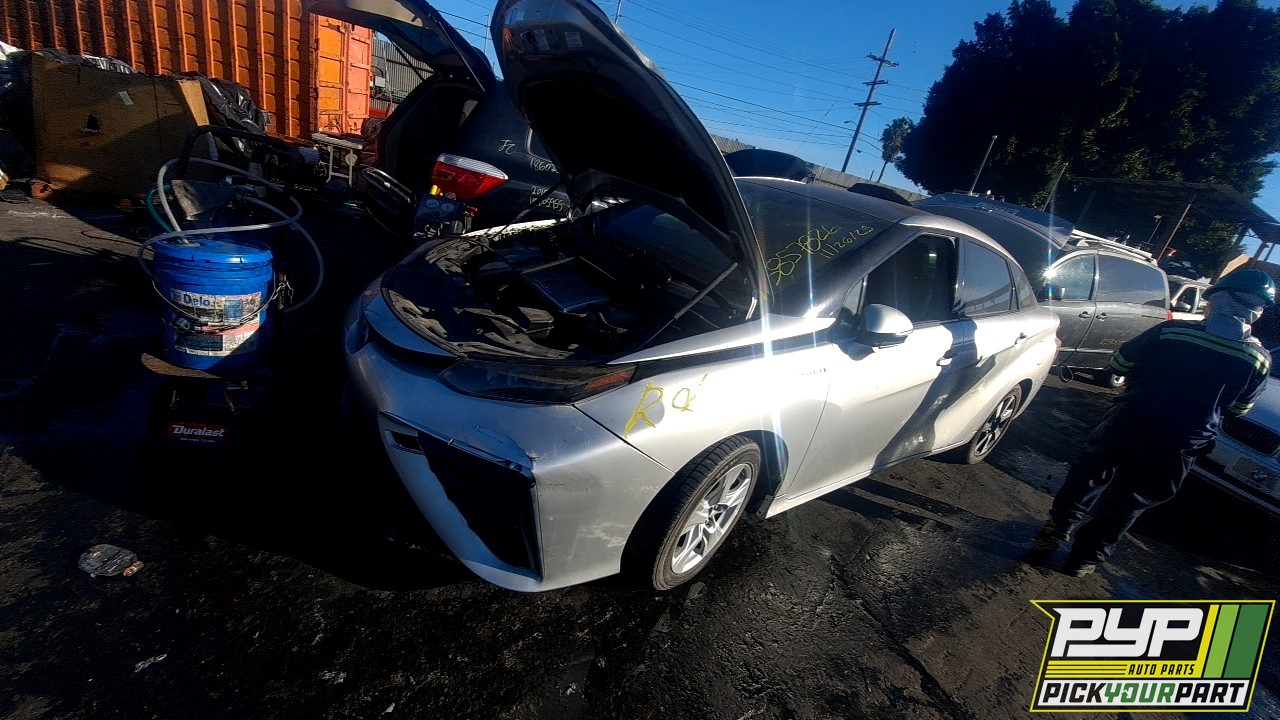 2017 TOYOTA MIRAI partes disponibles