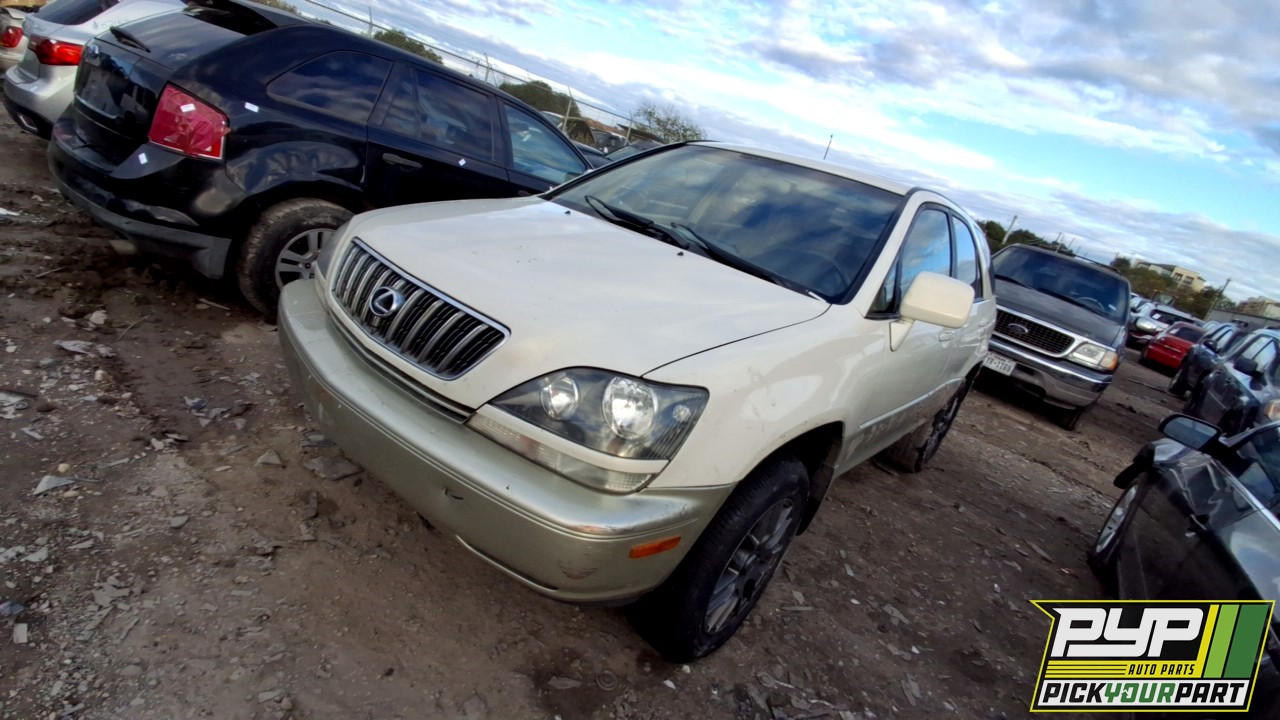 2000 LEXUS RX300 available for parts