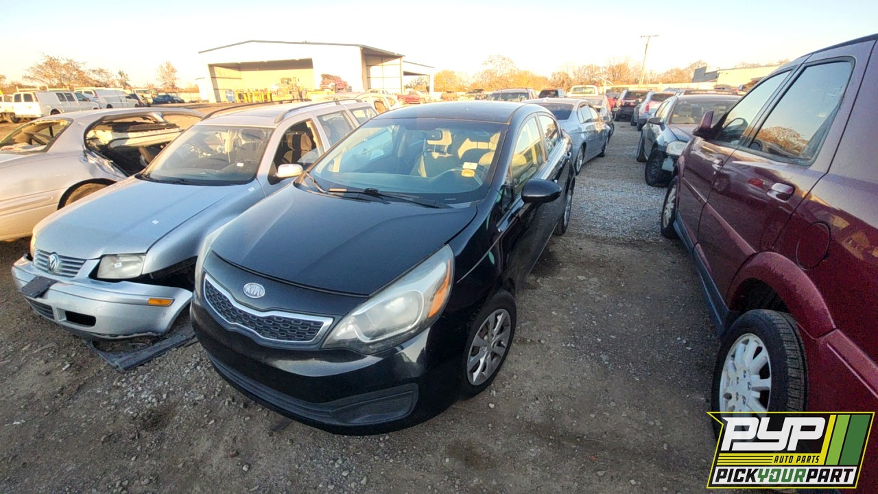 2012 KIA RIO partes disponibles