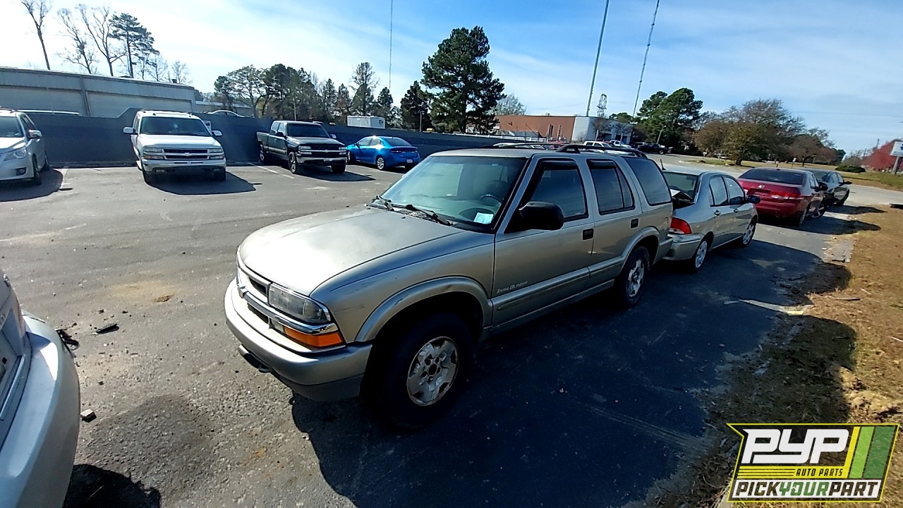 2001 CHEVROLET BLAZER available for parts
