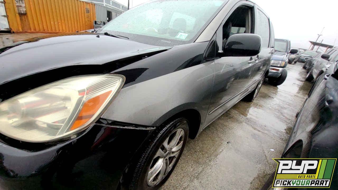 2005 TOYOTA SIENNA partes disponibles