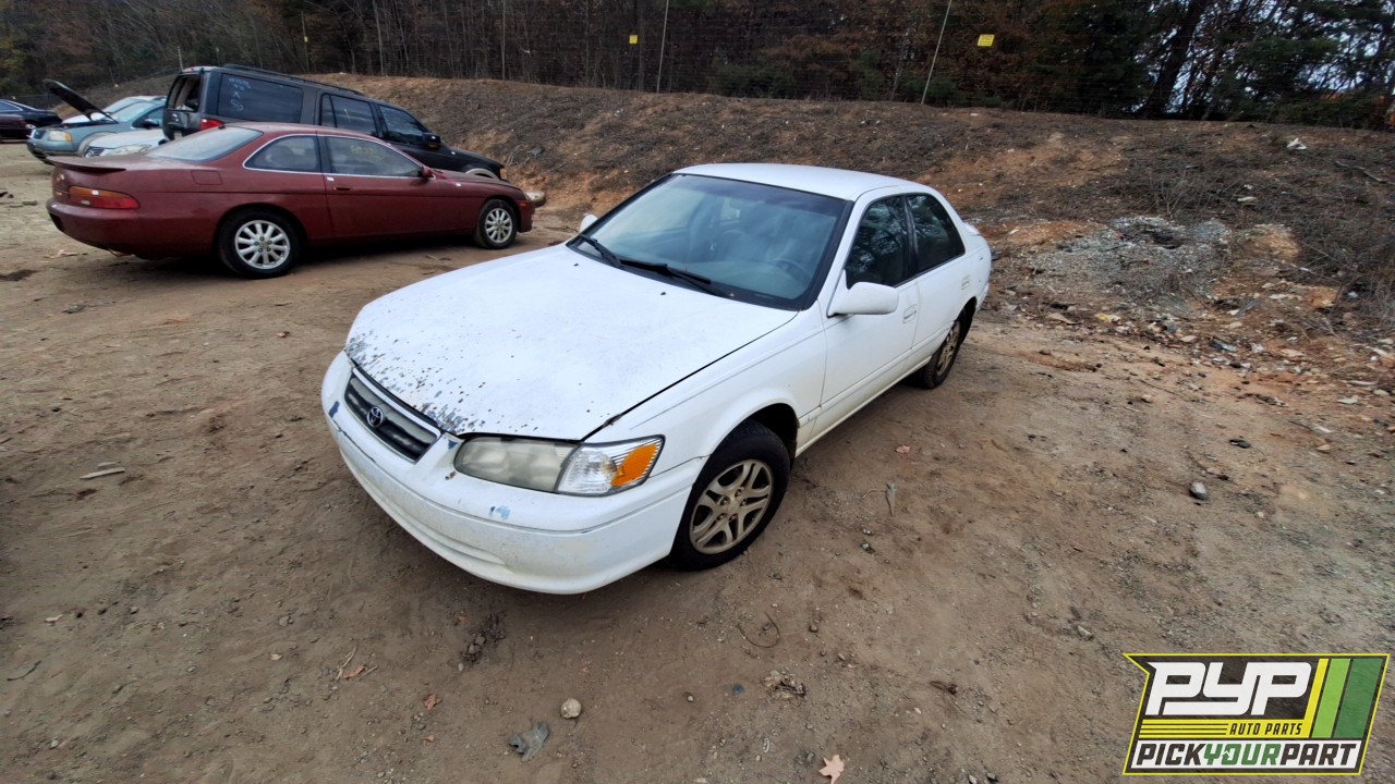 2001 TOYOTA CAMRY partes disponibles