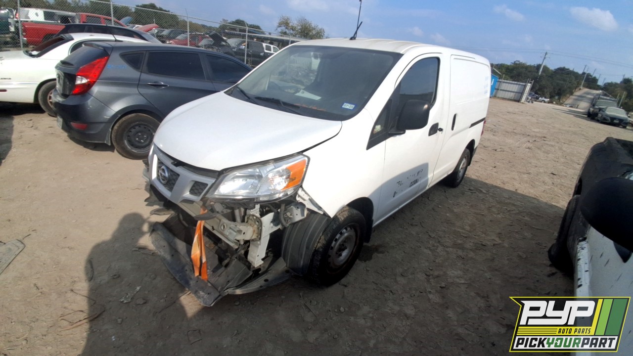 2016 NISSAN NV200 partes disponibles