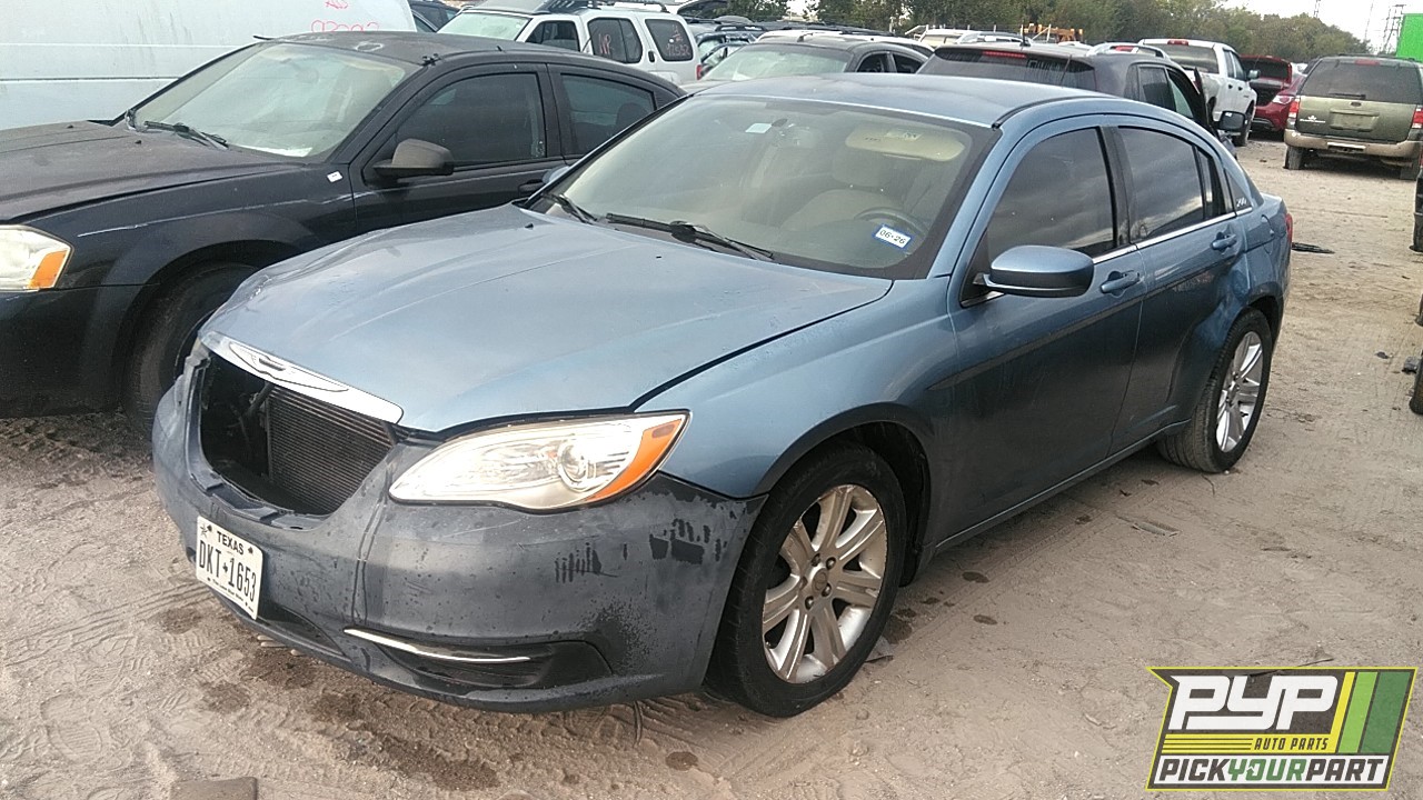 2011 CHRYSLER 200 partes disponibles