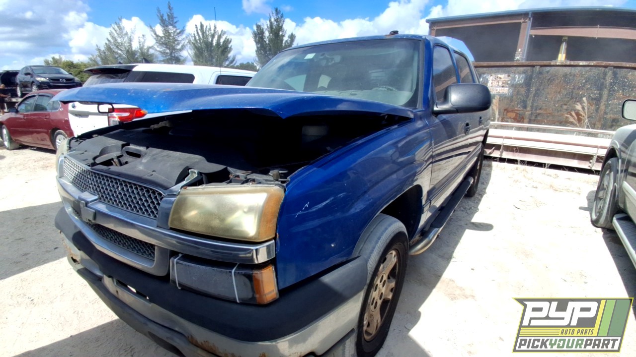 2003 CHEVROLET AVALANCHE 1500 available for parts