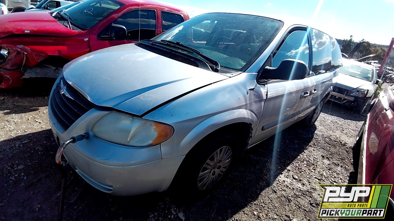 2006 CHRYSLER TOWN & COUNTRY available for parts