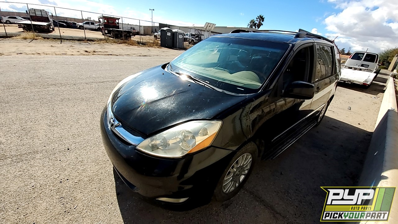 2009 TOYOTA SIENNA available for parts